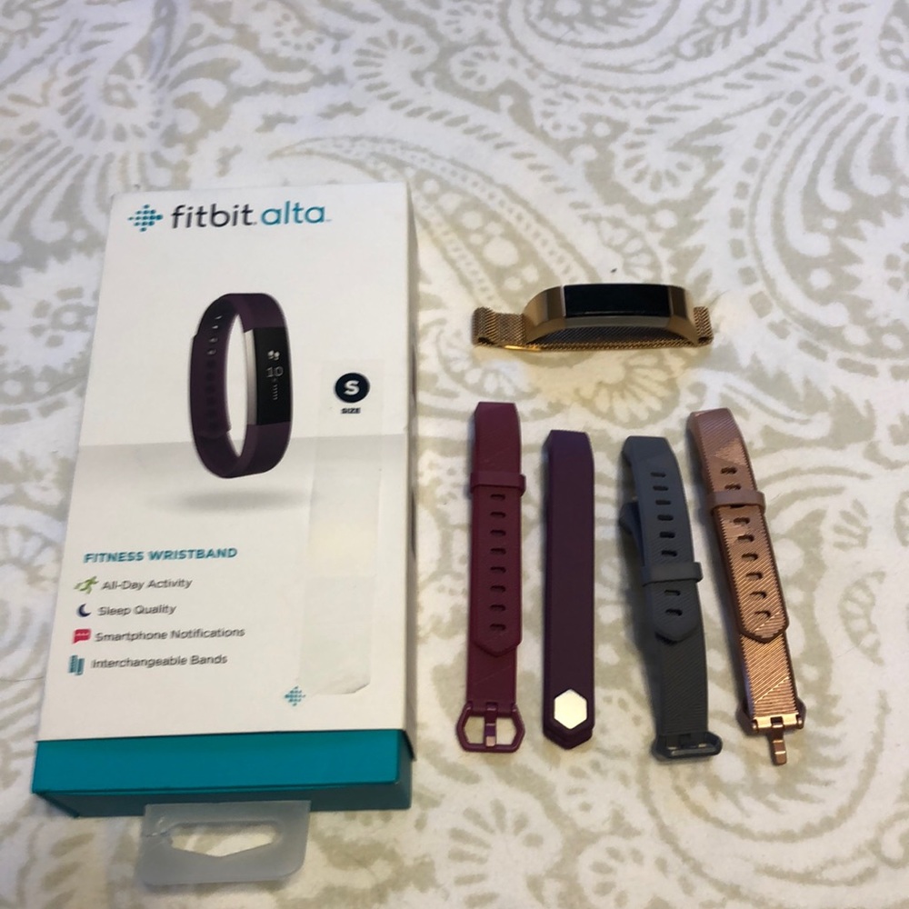 Fitbit Alta - image 1